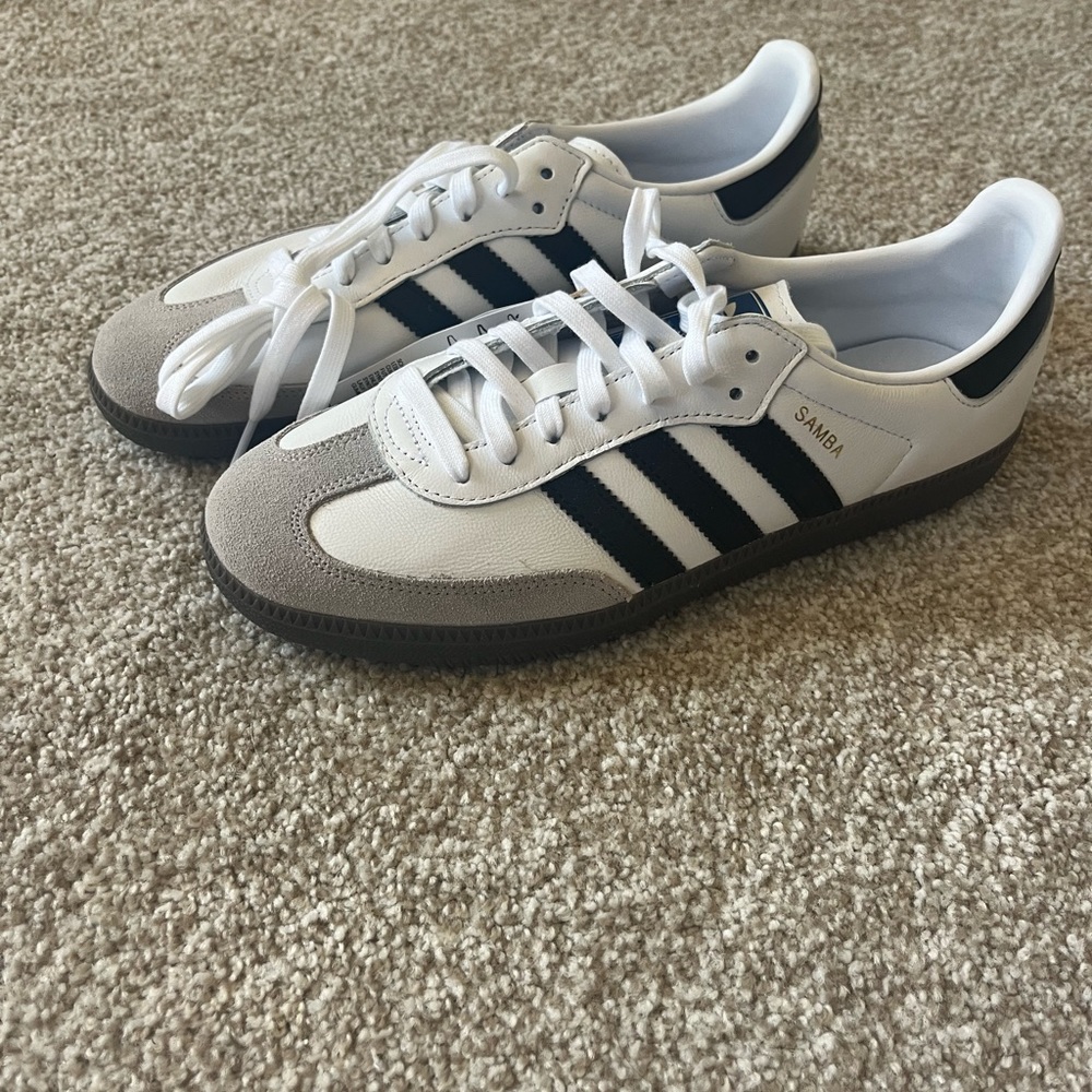 ADIDAS SAMBAS OG WHITE !!